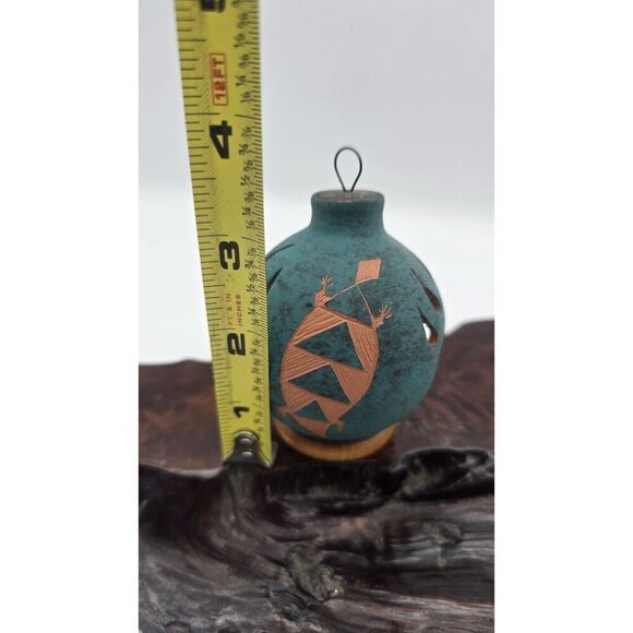 2016 Native American ACOMA NM  Pottery Lizard / Bear Claw Ornament, Signed Lewis - Picture 8 of 11